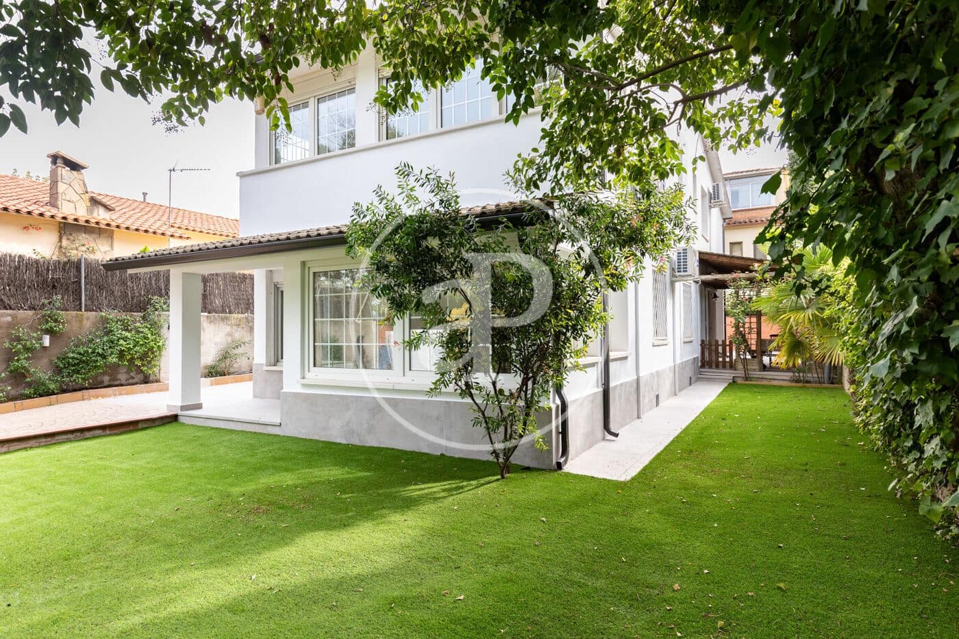 4 soverom Villa til salgs i Mira-Sol med svømmebasseng garasje - € 1 090 000 (Ref: 10173805)