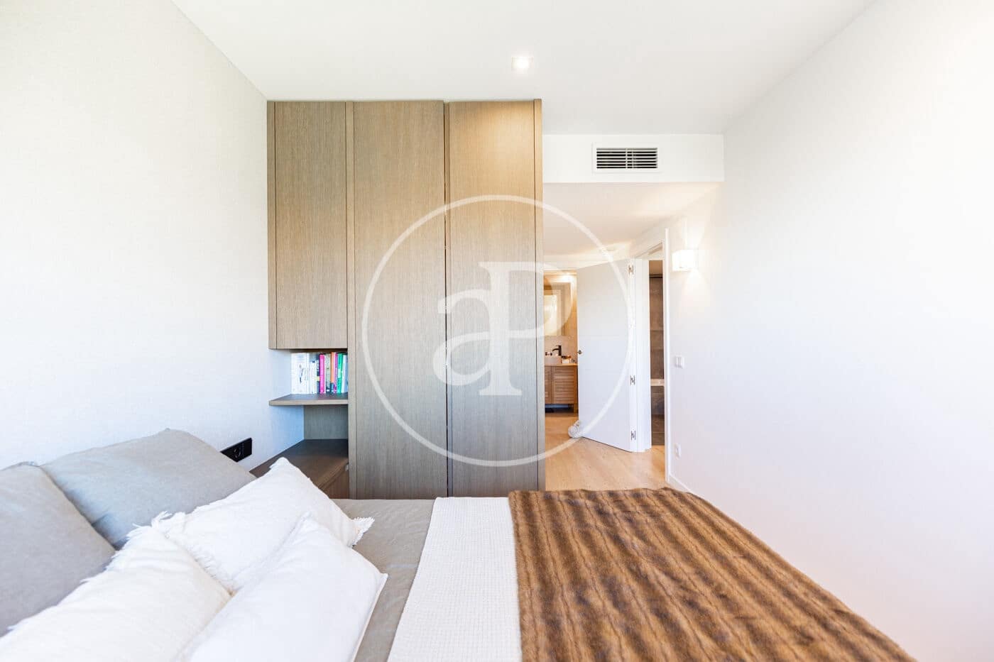 3 sypialnia Apartament na sprzedaż w Esplugues de Llobregat z basenem garażem - 1 300 000 € (Ref: 10173806)