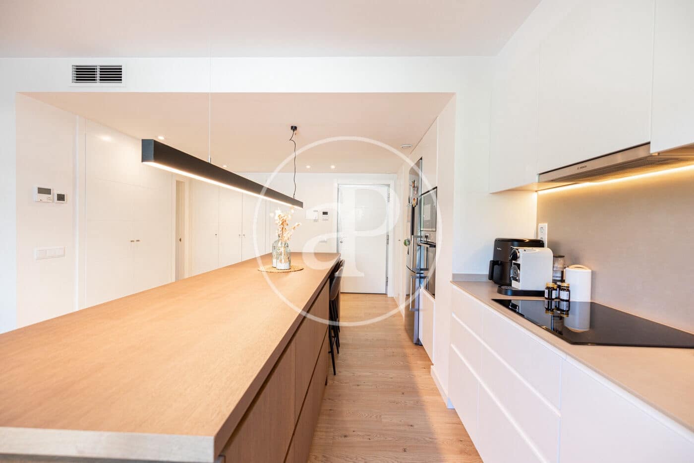 3 sypialnia Apartament na sprzedaż w Esplugues de Llobregat z basenem garażem - 1 300 000 € (Ref: 10173806)