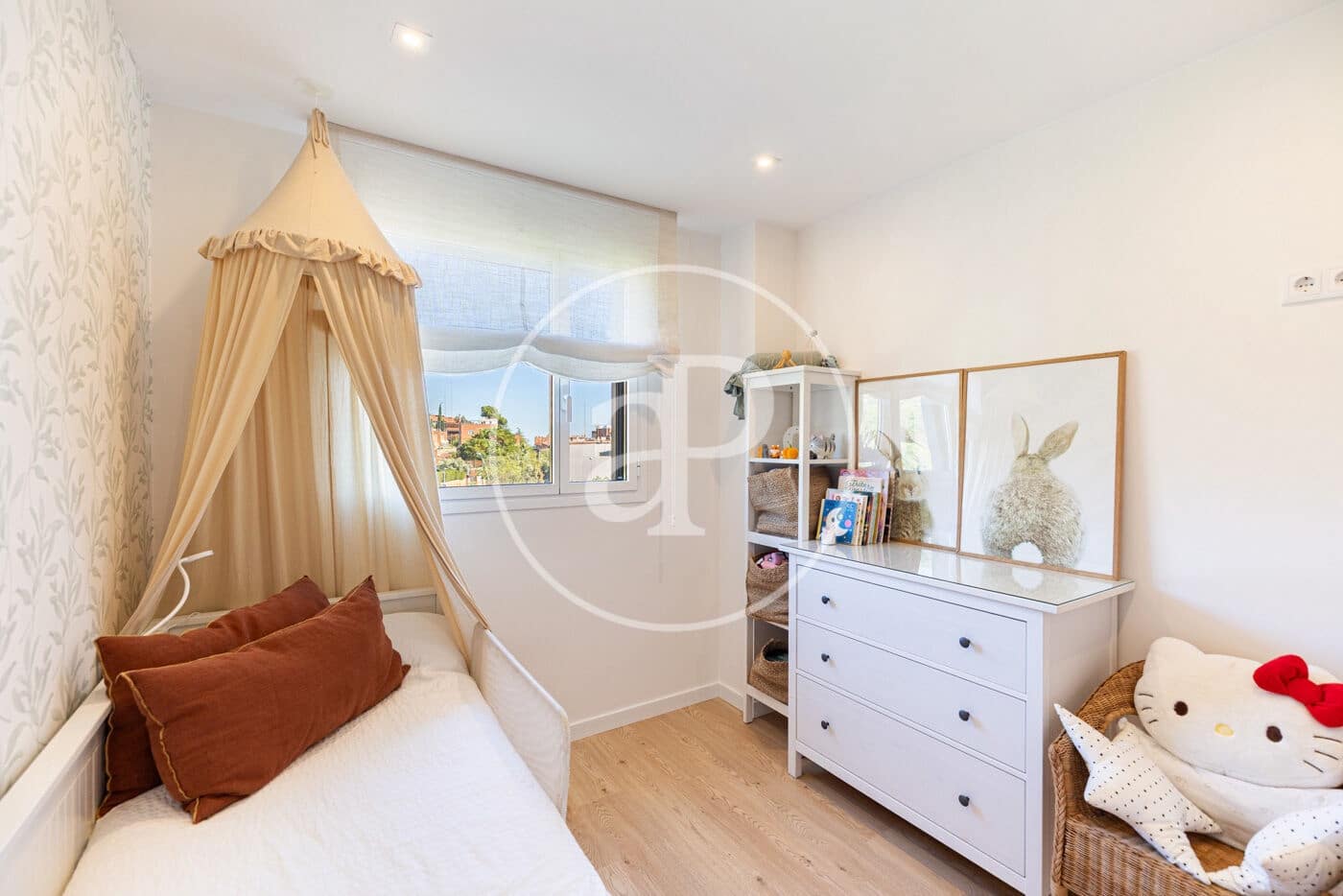 3 sypialnia Apartament na sprzedaż w Esplugues de Llobregat z basenem garażem - 1 300 000 € (Ref: 10173806)