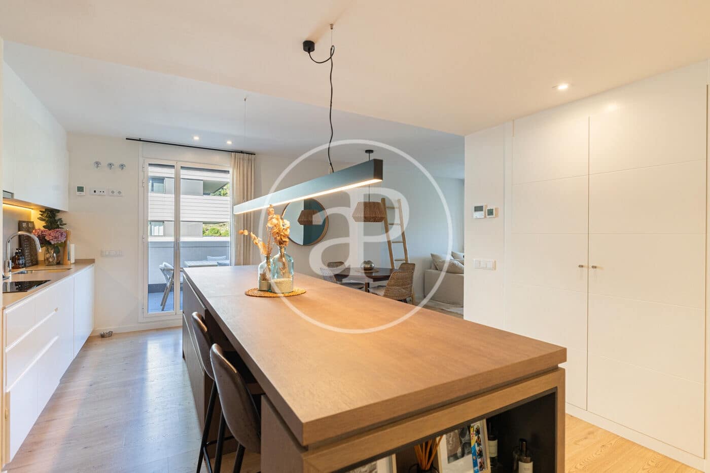 3 sypialnia Apartament na sprzedaż w Esplugues de Llobregat z basenem garażem - 1 300 000 € (Ref: 10173806)