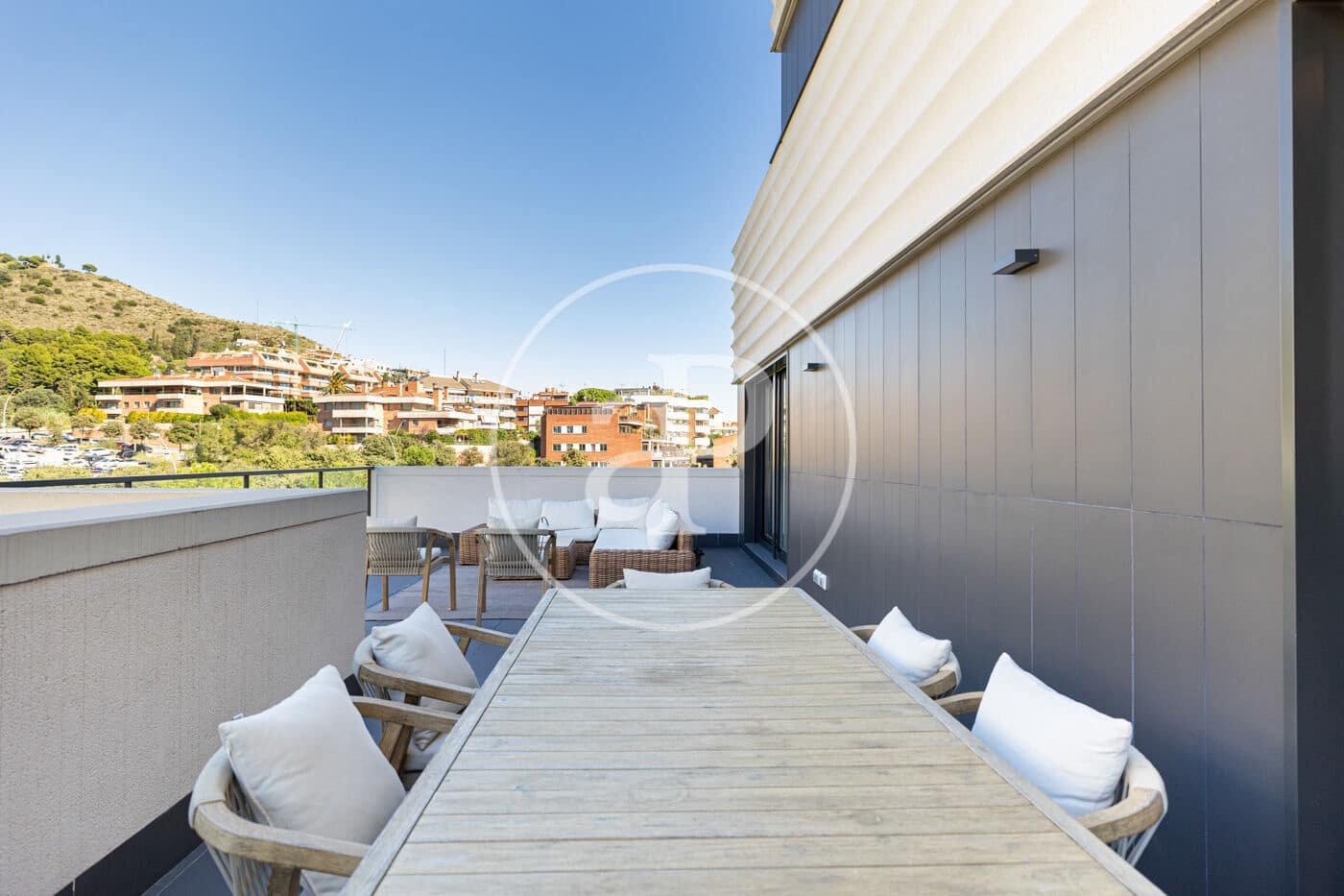 3 sypialnia Apartament na sprzedaż w Esplugues de Llobregat z basenem garażem - 1 300 000 € (Ref: 10173806)