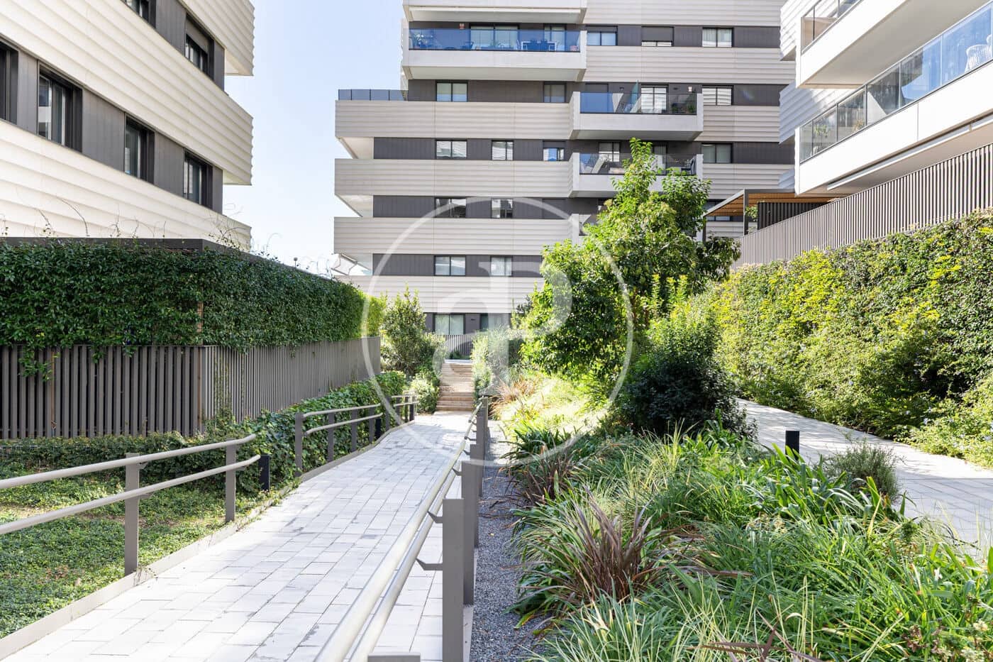 3 sypialnia Apartament na sprzedaż w Esplugues de Llobregat z basenem garażem - 1 300 000 € (Ref: 10173806)