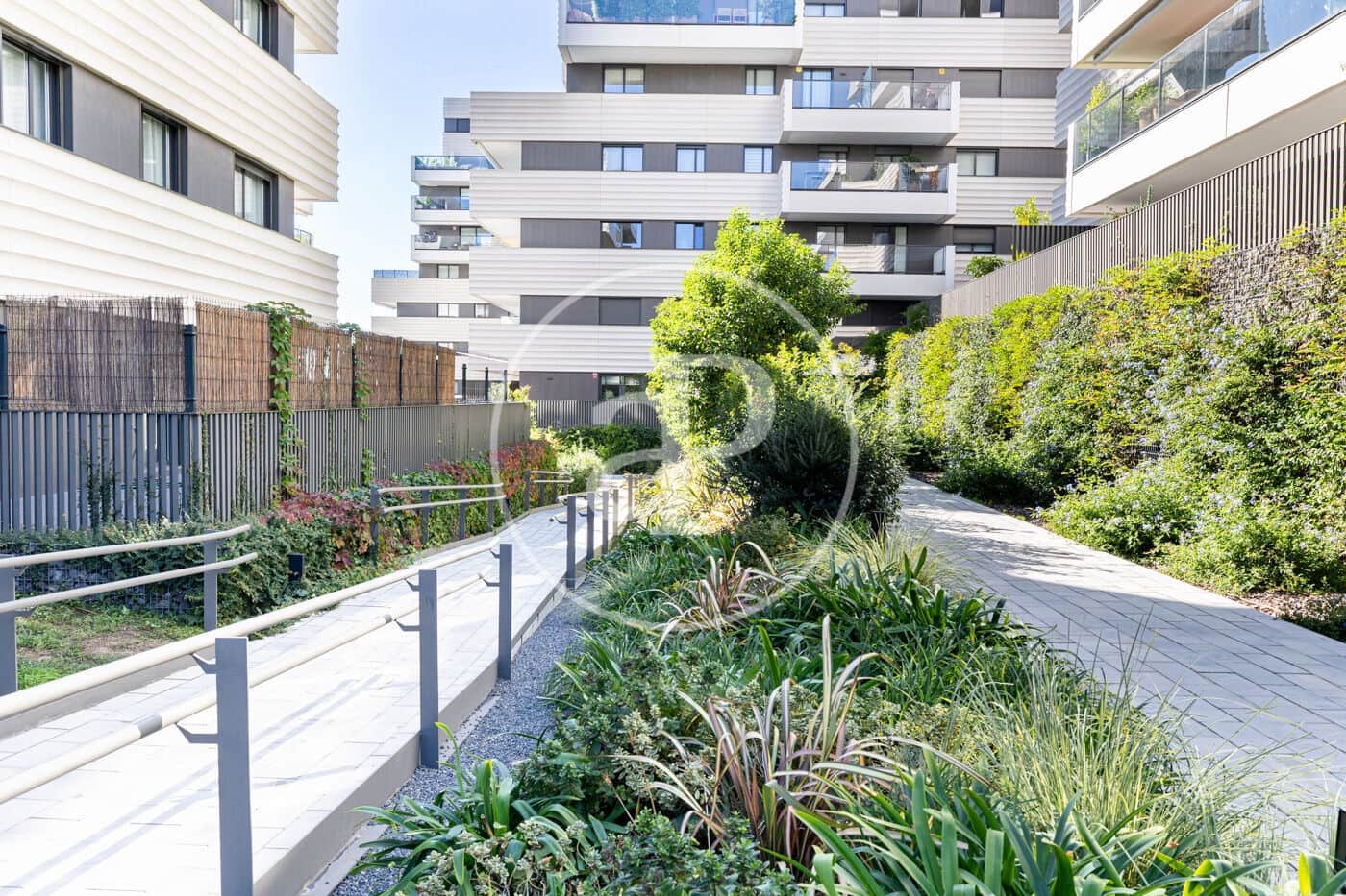 3 sypialnia Apartament na sprzedaż w Esplugues de Llobregat z basenem garażem - 1 300 000 € (Ref: 10173806)