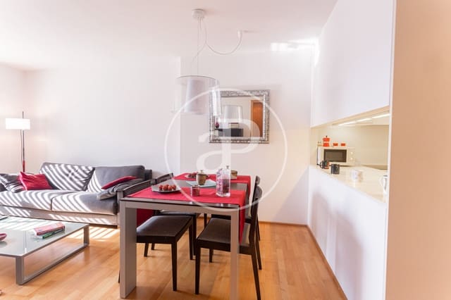 1 bedroom Penthouse for sale in El Fort Pienc, Barcelona city - € 475,000 (Ref: 10177094)