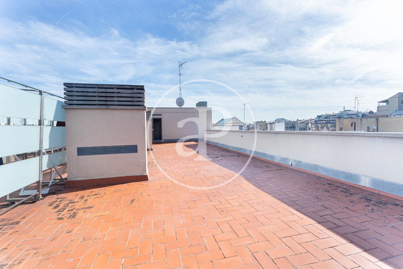 1 bedroom Penthouse for sale in Barcelona city - € 475,000 (Ref: 10177094)