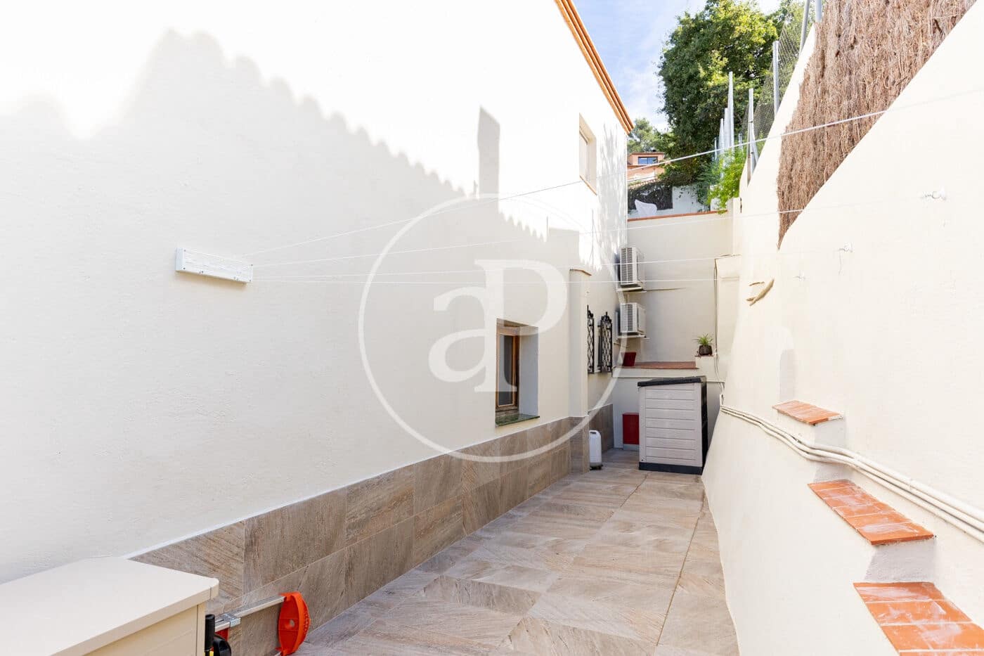 4 bedroom Villa for sale in La Floresta with pool - € 820,000 (Ref: 10180520)