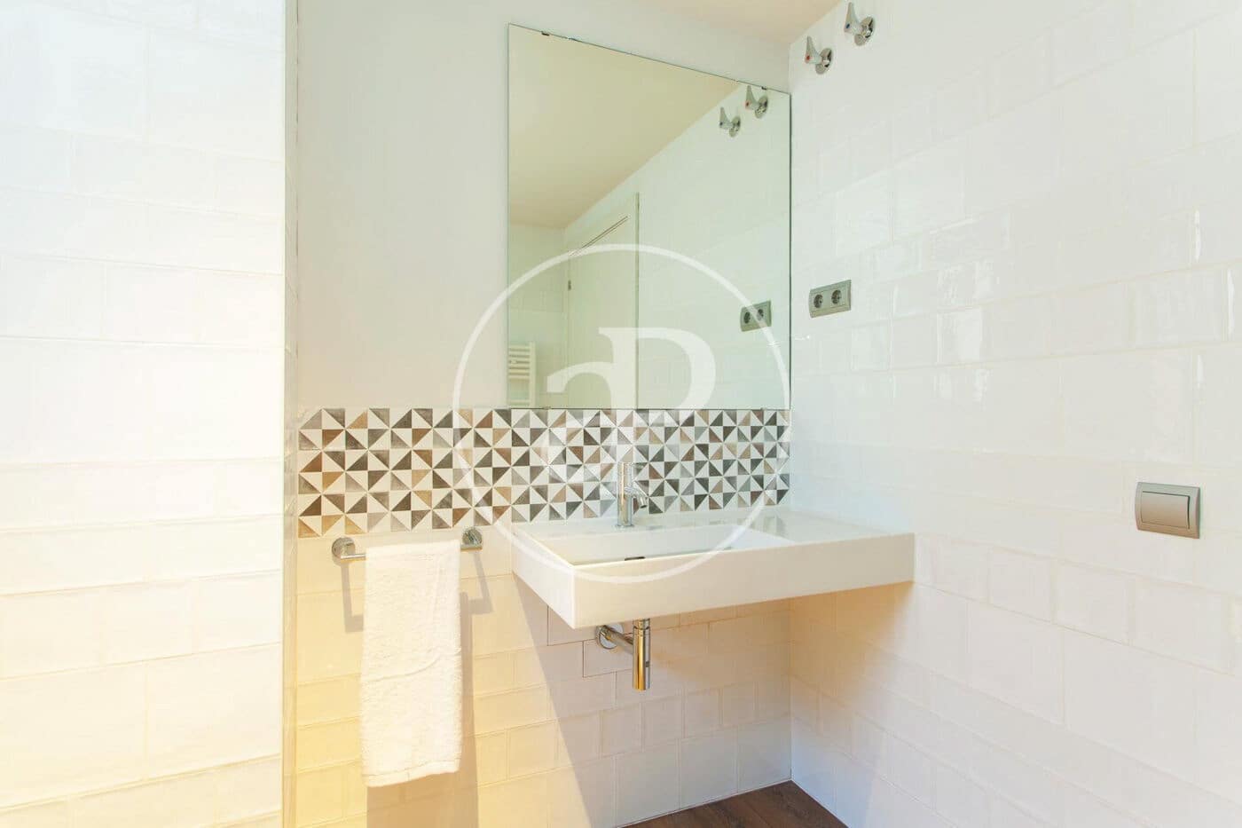 2 sypialnia Apartament na sprzedaż w Miasto Barcelona z garażem - 490 000 € (Ref: 10180521)