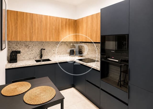 2 bedroom Apartment for sale in La Sagrada Família, Barcelona city - € 550,000 (Ref: 10180522)