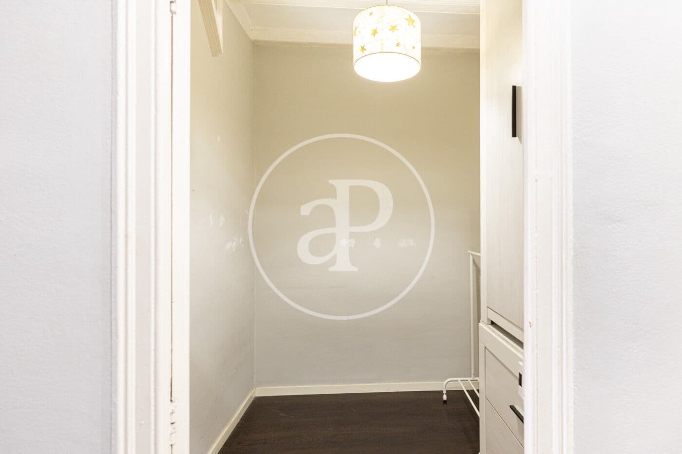 Apartamento de 3 habitaciones en Barcelona ciudad en venta - 549.000 € (Ref: 10182976)