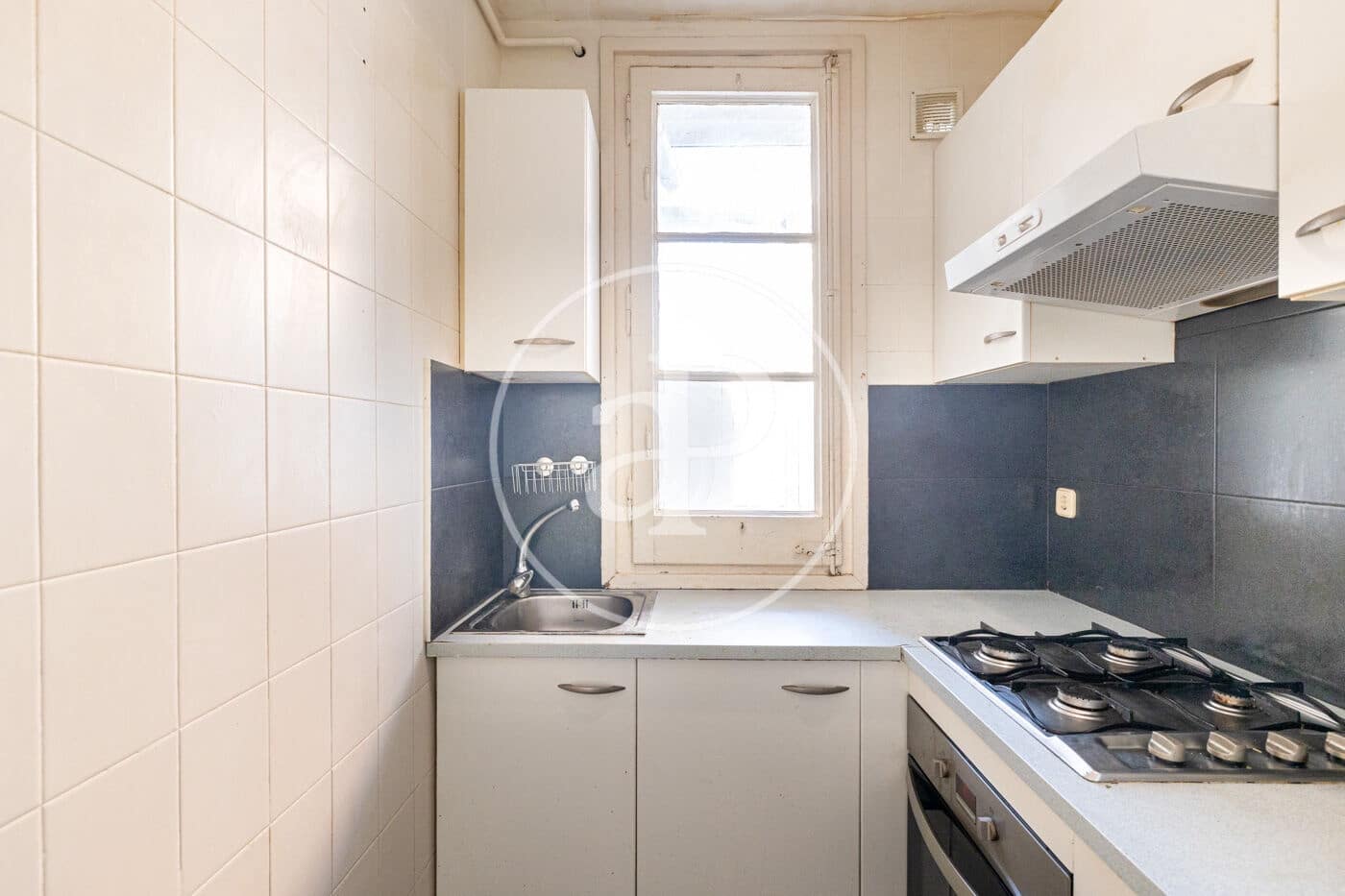 Apartamento de 3 habitaciones en Barcelona ciudad en venta - 549.000 € (Ref: 10182976)