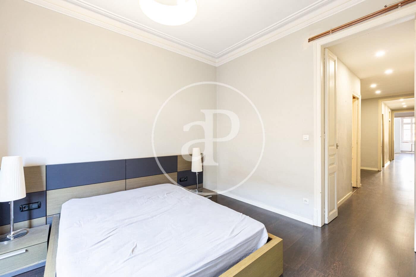 Apartamento de 3 habitaciones en Barcelona ciudad en venta - 549.000 € (Ref: 10182976)