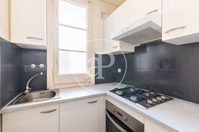 Apartamento de 3 habitaciones en L'Antiga Esquerra de L'Eixample, Barcelona ciudad en venta - 549.000 € (Ref: 10182976)