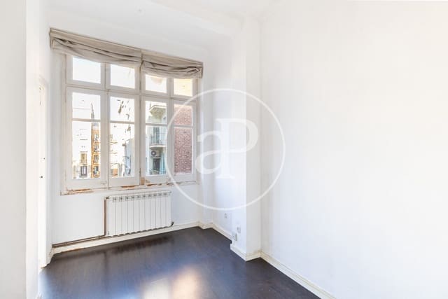 Apartamento de 3 habitaciones en L'Antiga Esquerra de L'Eixample, Barcelona ciudad en venta - 549.000 € (Ref: 10182976)