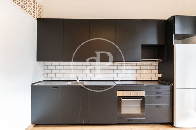 2 slaapkamer Appartement te koop in Sant Antoni, Barcelona stad - € 420.000 (Ref: 10184805)