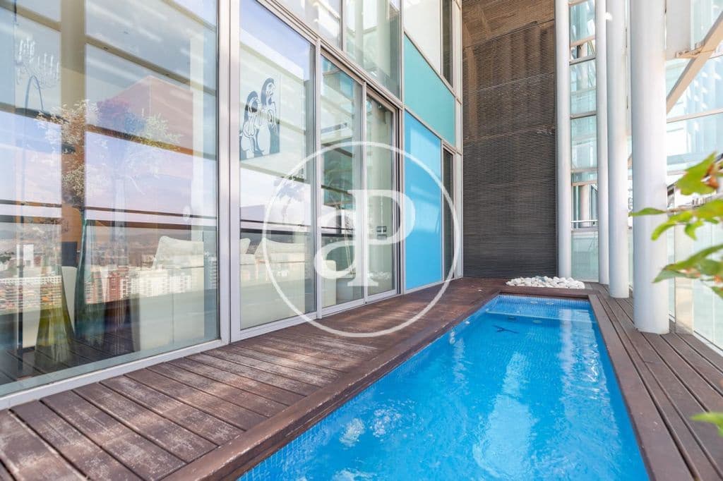 3 soveværelse Penthouse til salg i Barcelona by med swimmingpool - € 2.500.000 (Ref: 5300494)