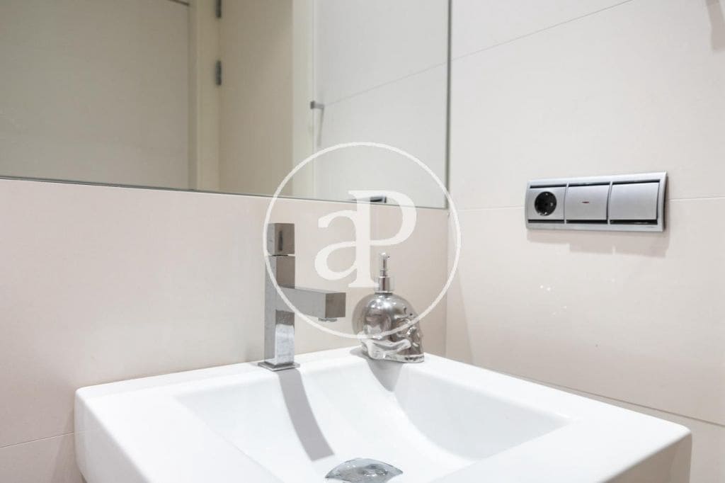 3 soveværelse Penthouse til salg i Barcelona by med swimmingpool - € 2.500.000 (Ref: 5300494)