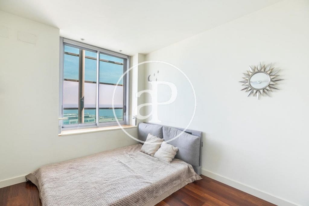 3 soveværelse Penthouse til salg i Barcelona by med swimmingpool - € 2.500.000 (Ref: 5300494)