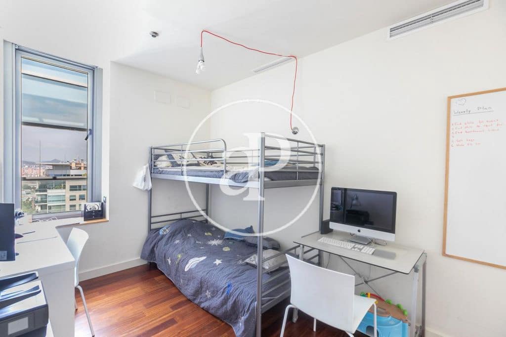 3 soveværelse Penthouse til salg i Barcelona by med swimmingpool - € 2.500.000 (Ref: 5300494)