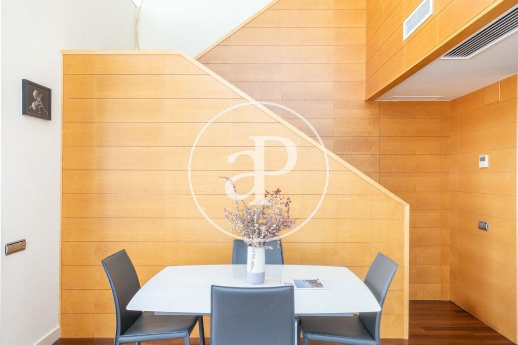 3 soveværelse Penthouse til salg i Barcelona by med swimmingpool - € 2.500.000 (Ref: 5300494)