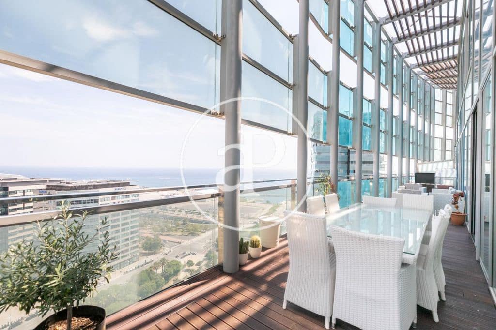 3 soveværelse Penthouse til salg i Barcelona by med swimmingpool - € 2.500.000 (Ref: 5300494)