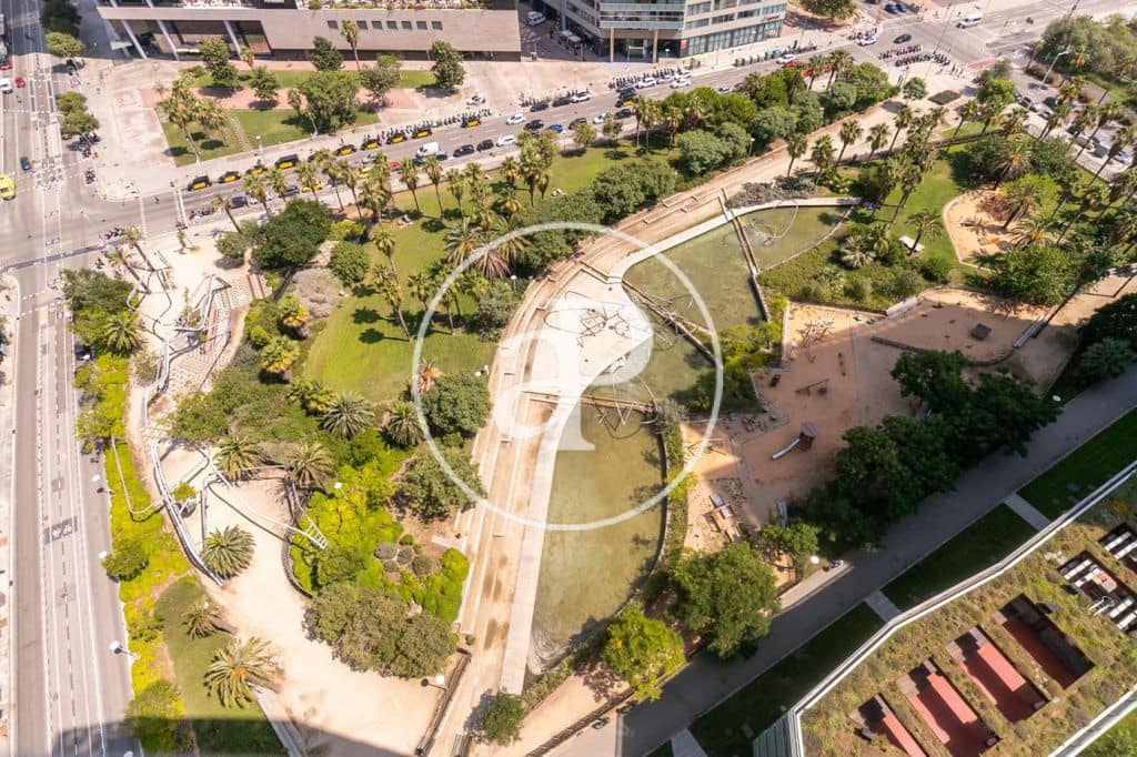 3 soveværelse Penthouse til salg i Barcelona by med swimmingpool - € 2.500.000 (Ref: 5300494)