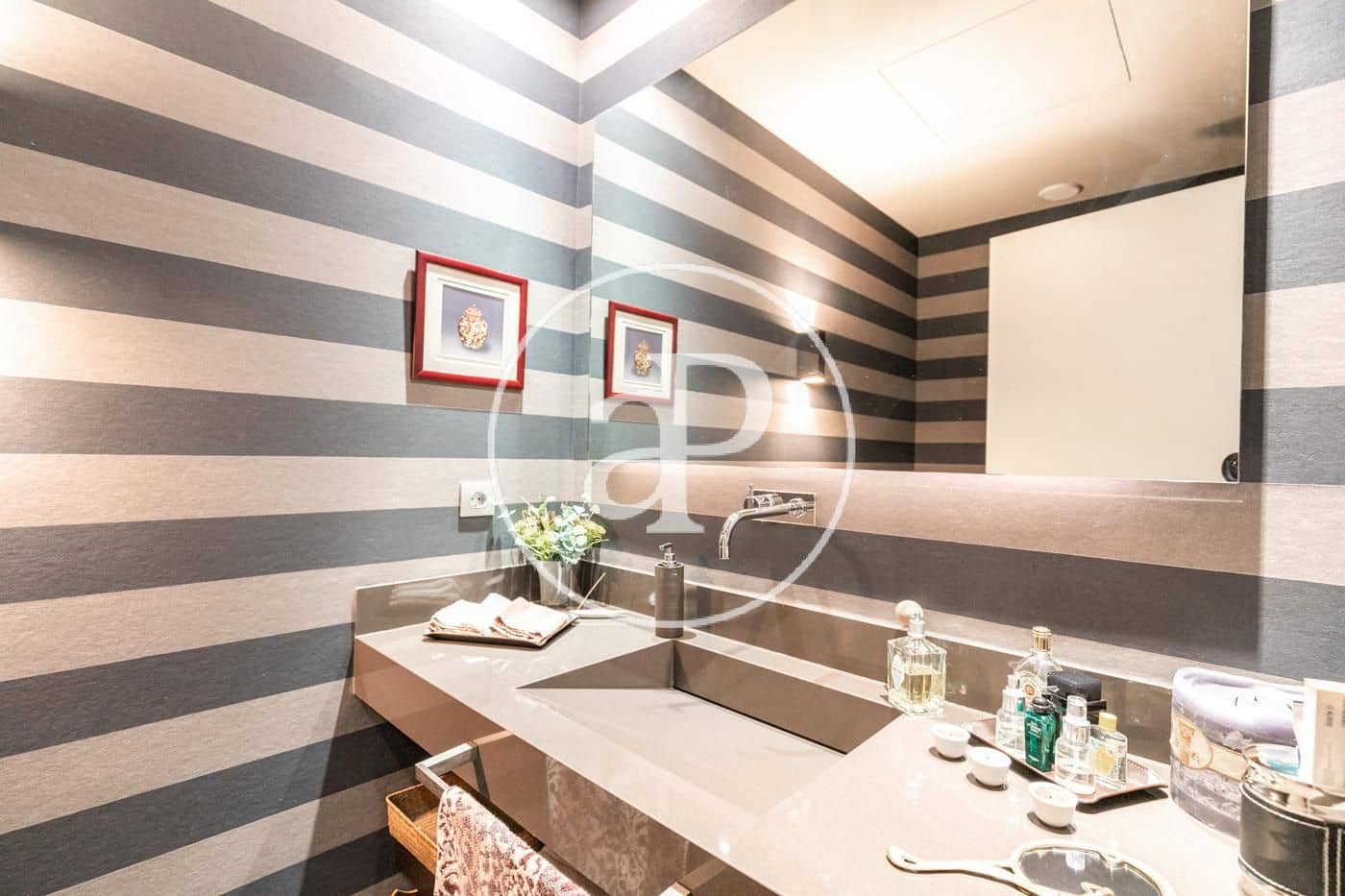 6 soveværelse Lejlighed til salg i Barcelona by med swimmingpool - € 4.500.000 (Ref: 5704110)