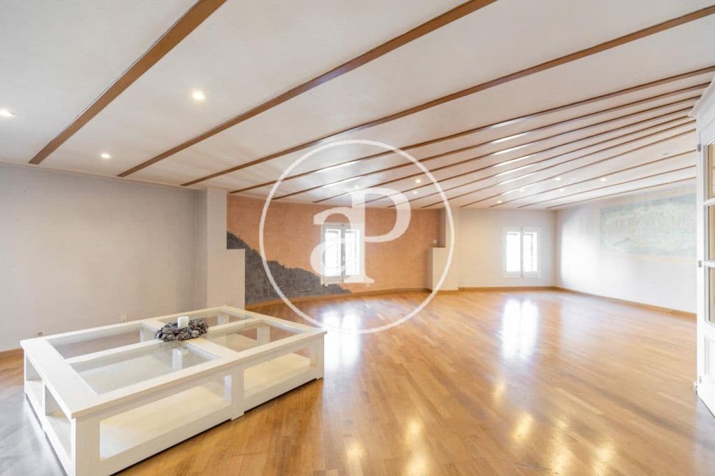 5 makuuhuone Huoneisto myytävänä paikassa Barcelona kaupunki - 1 300 000 € (Ref: 5704124)