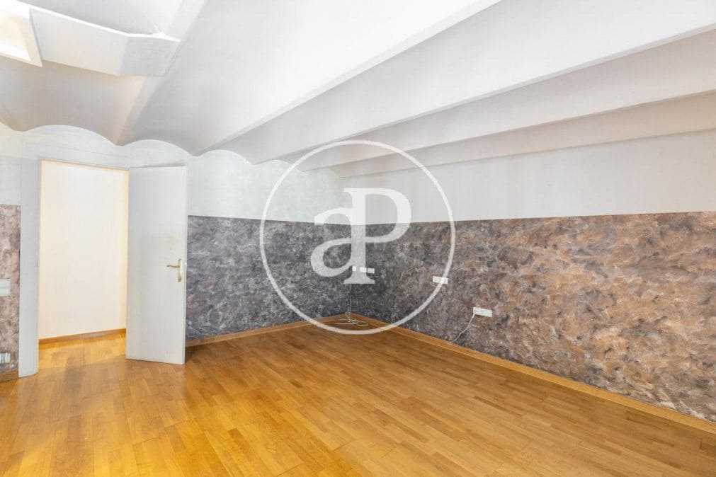 5 makuuhuone Huoneisto myytävänä paikassa Barcelona kaupunki - 1 300 000 € (Ref: 5704124)
