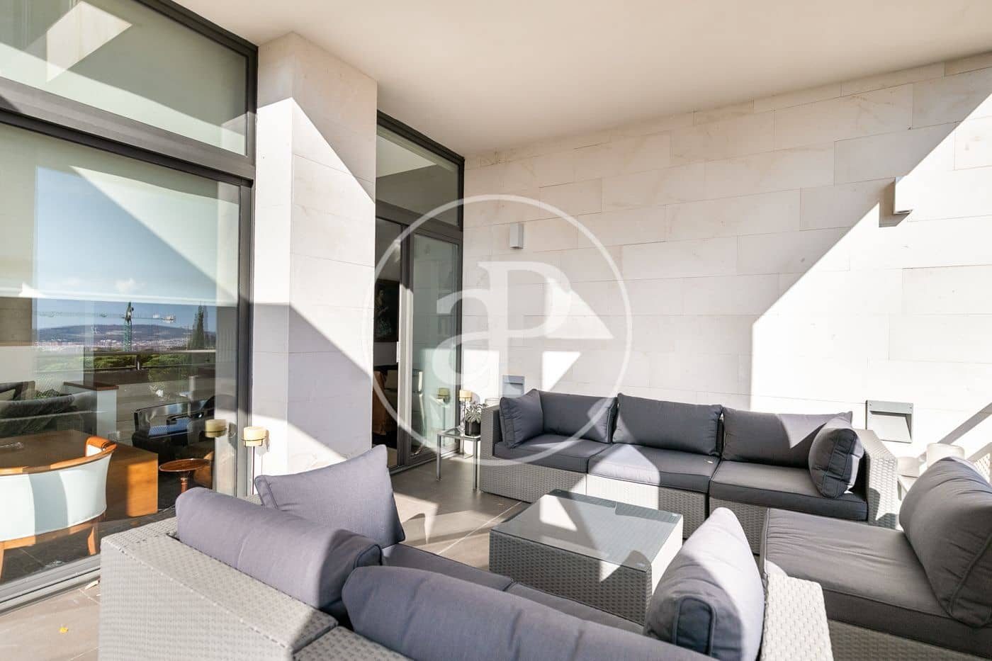 4 soveværelse Villa til salg i Esplugues de Llobregat med swimmingpool - € 2.940.000 (Ref: 7219003)