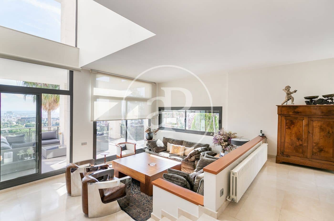 4 soveværelse Villa til salg i Esplugues de Llobregat med swimmingpool - € 2.940.000 (Ref: 7219003)