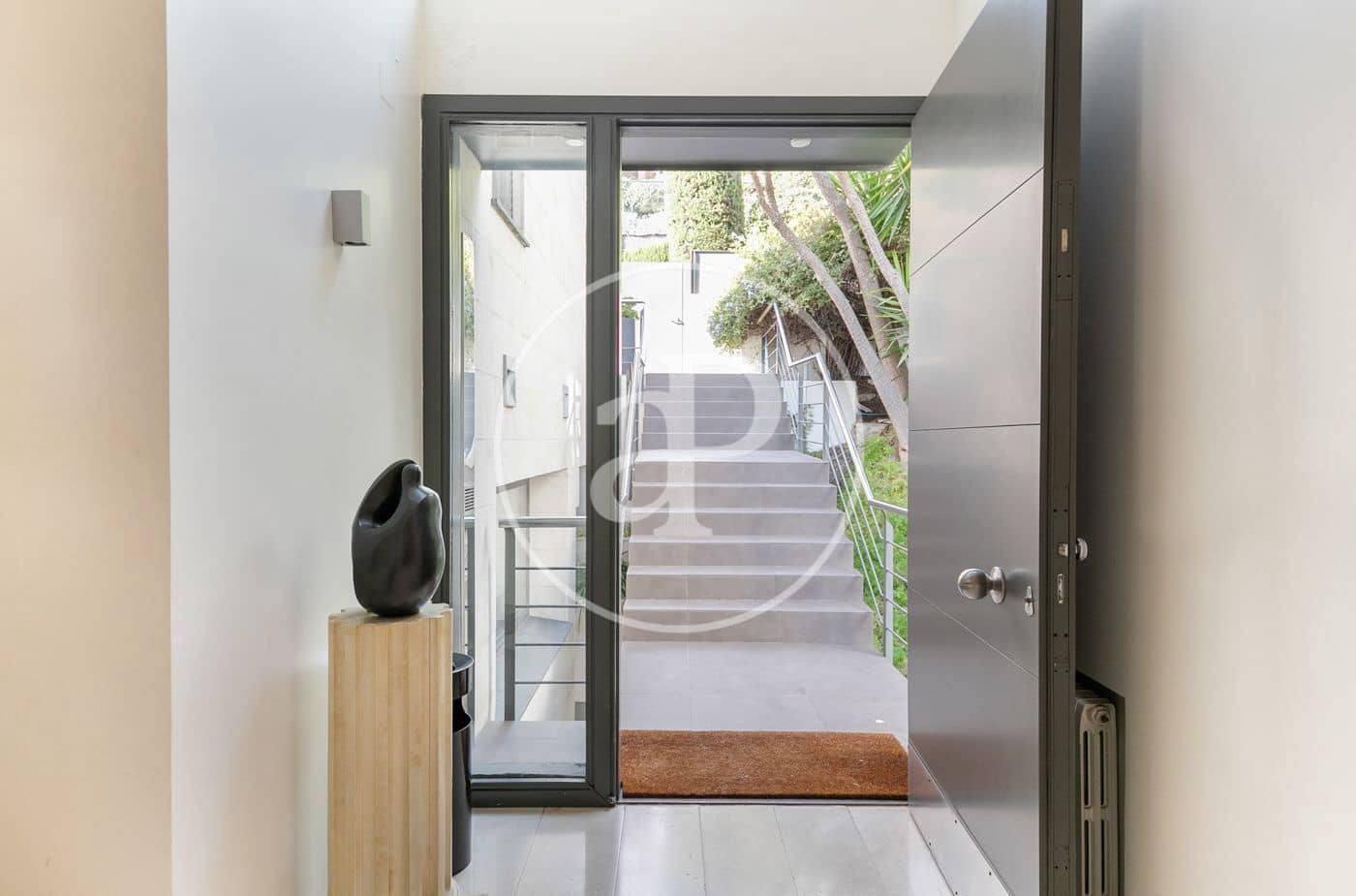 4 soveværelse Villa til salg i Esplugues de Llobregat med swimmingpool - € 2.940.000 (Ref: 7219003)