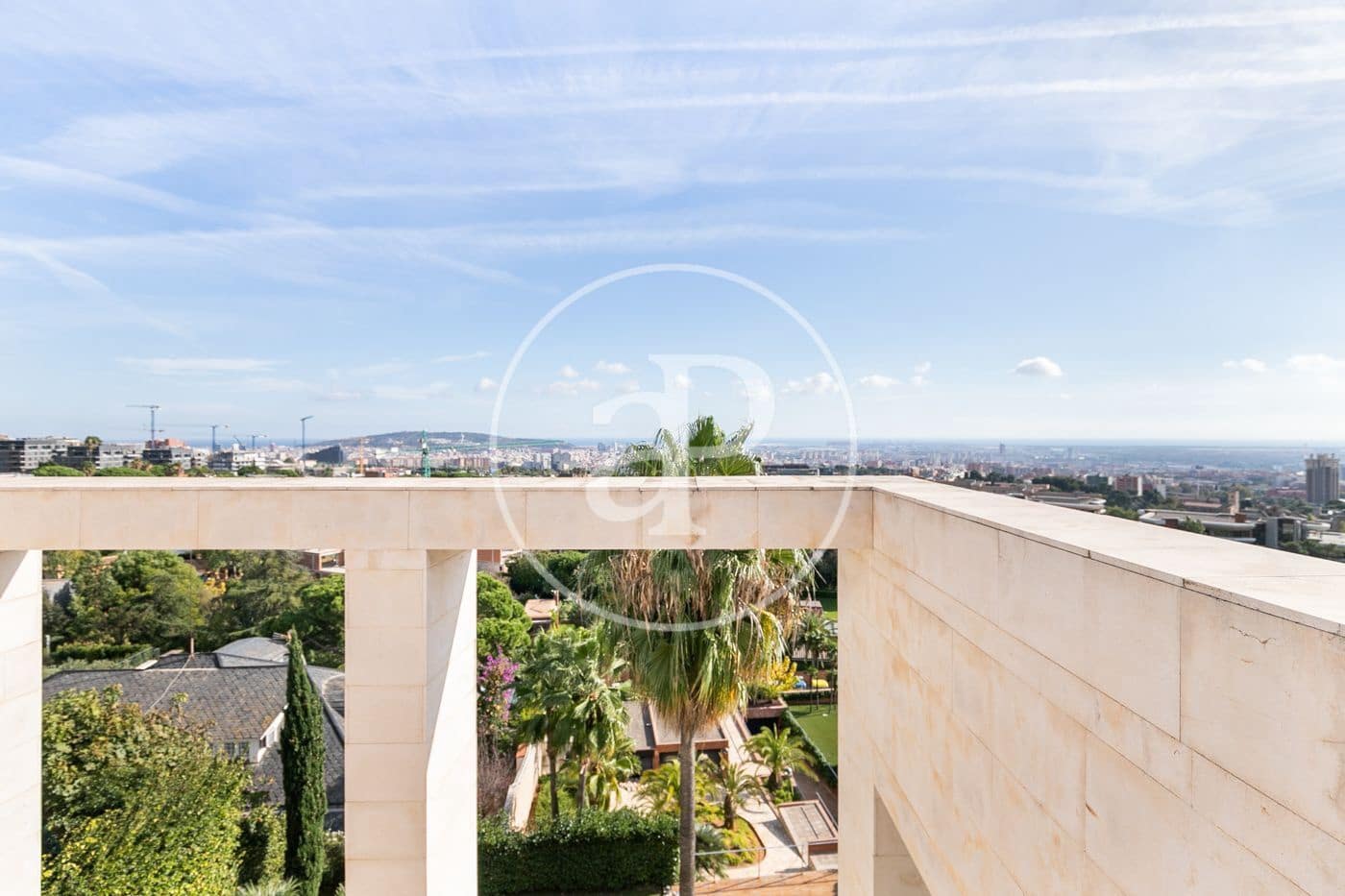 4 soveværelse Villa til salg i Esplugues de Llobregat med swimmingpool - € 2.940.000 (Ref: 7219003)