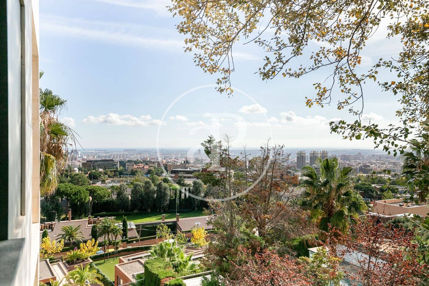 4 soveværelse Villa til salg i Esplugues de Llobregat med swimmingpool - € 2.940.000 (Ref: 7219003)