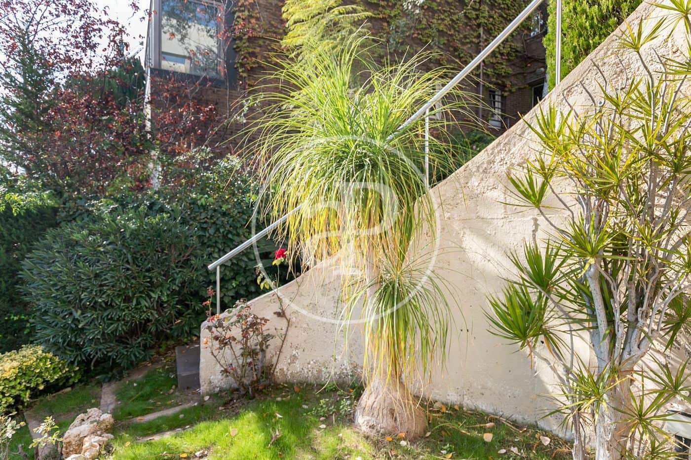 4 soveværelse Villa til salg i Esplugues de Llobregat med swimmingpool - € 2.940.000 (Ref: 7219003)