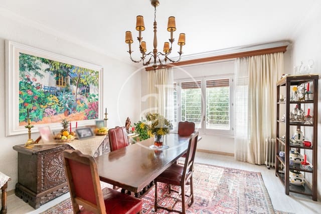 9 slaapkamer Villa te koop in Sant Just Desvern - € 1.620.000 (Ref: 7431852)