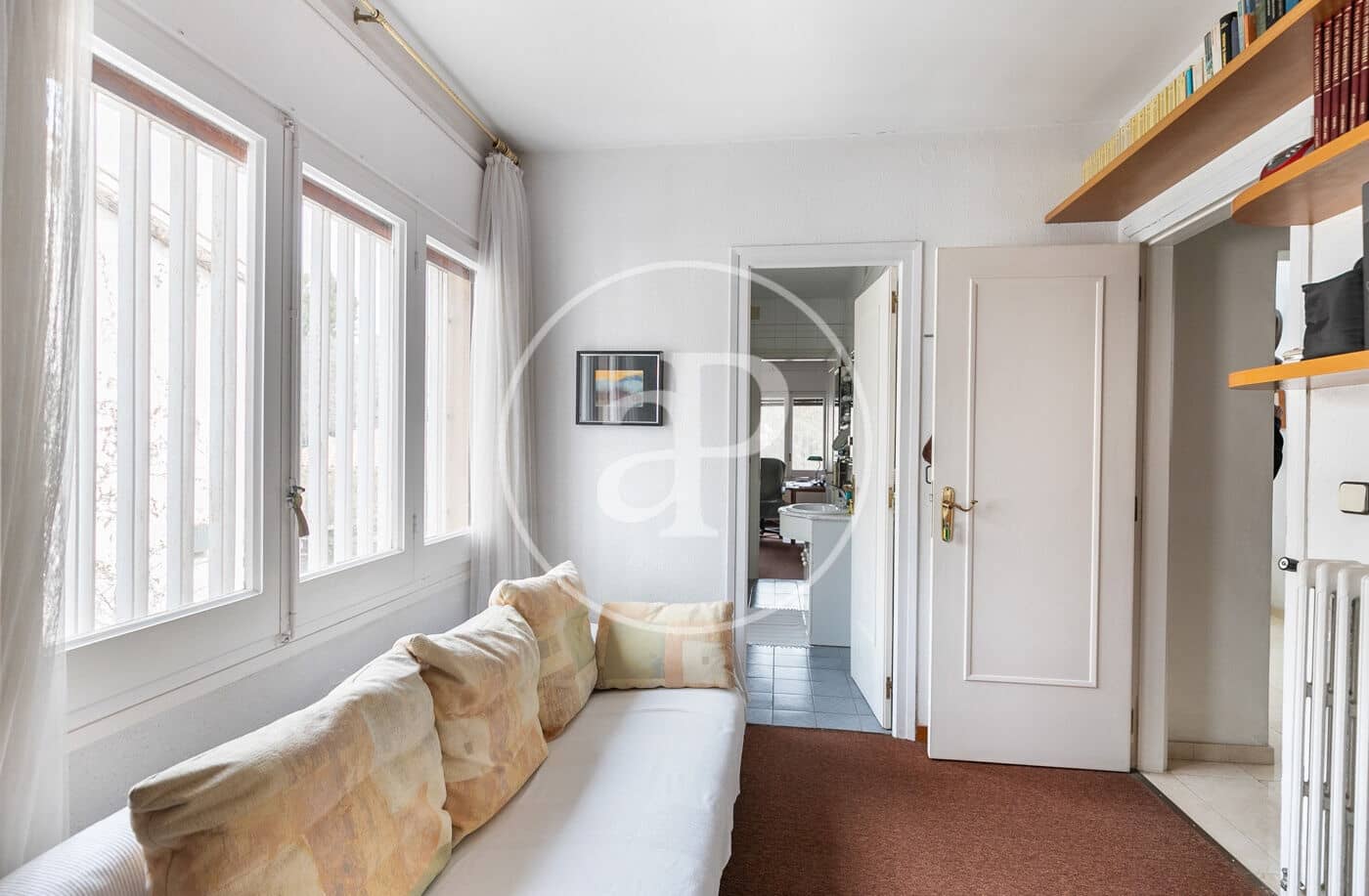 9 slaapkamer Villa te koop in Sant Just Desvern - € 1.620.000 (Ref: 7431852)