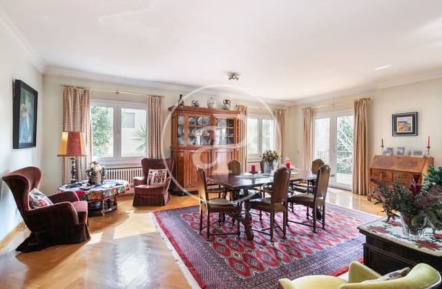 9 slaapkamer Villa te koop in Sant Just Desvern - € 1.620.000 (Ref: 7431852)