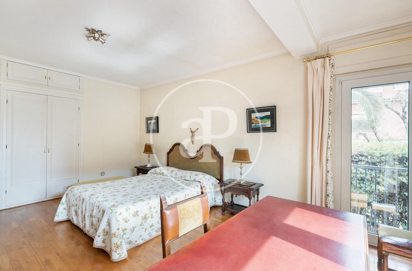 9 slaapkamer Villa te koop in Sant Just Desvern - € 1.620.000 (Ref: 7431852)