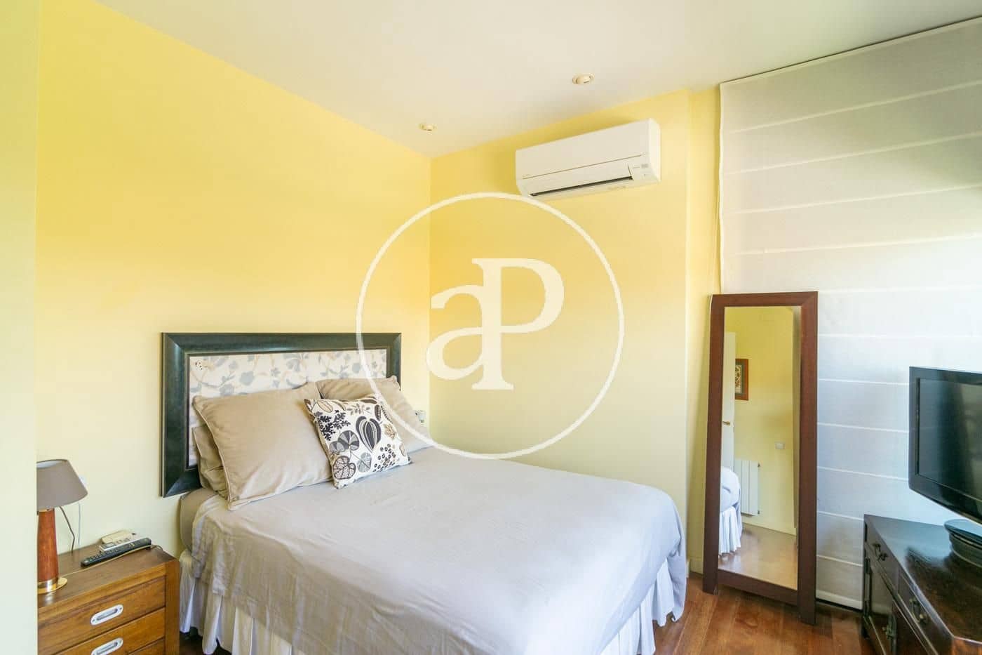 6 soveværelse Villa til salg i Sant Just Desvern - € 1.250.000 (Ref: 7875835)