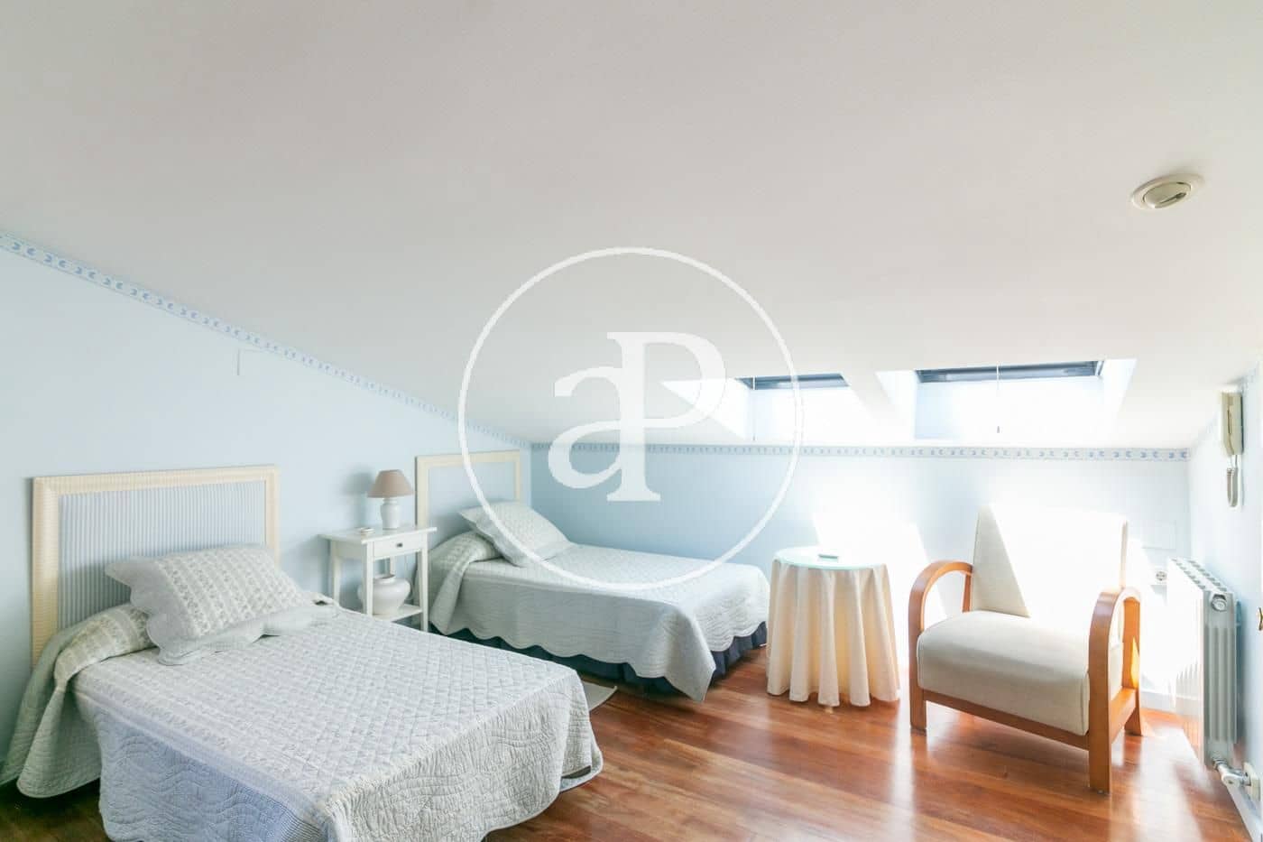 6 soveværelse Villa til salg i Sant Just Desvern - € 1.250.000 (Ref: 7875835)