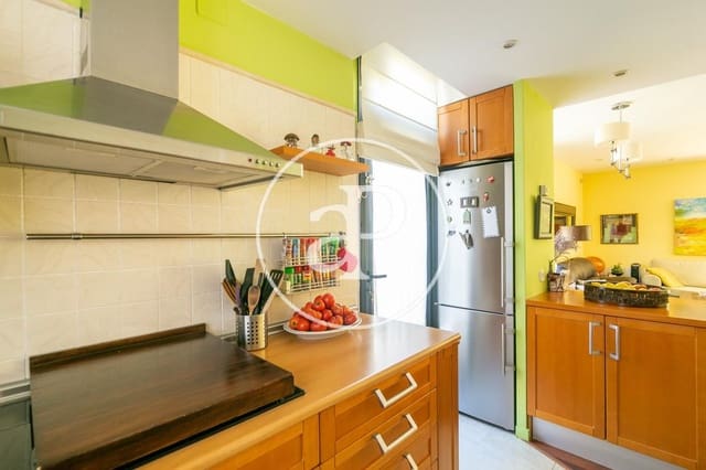 6 slaapkamer Villa te koop in Sant Just Desvern - € 1.250.000 (Ref: 7875835)