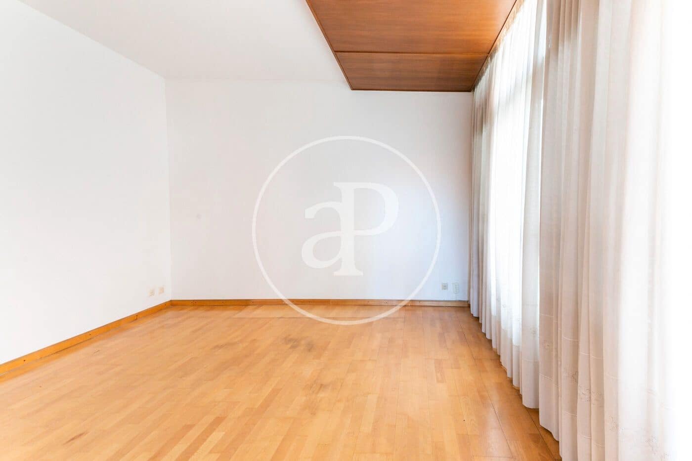 3 bedroom Flat for sale in El Putxet i El Farró, Barcelona city €