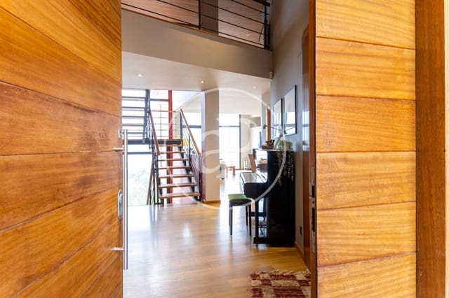 5 soverom Villa til salgs i Matadepera med svømmebasseng - € 795 000 (Ref: 7886531)