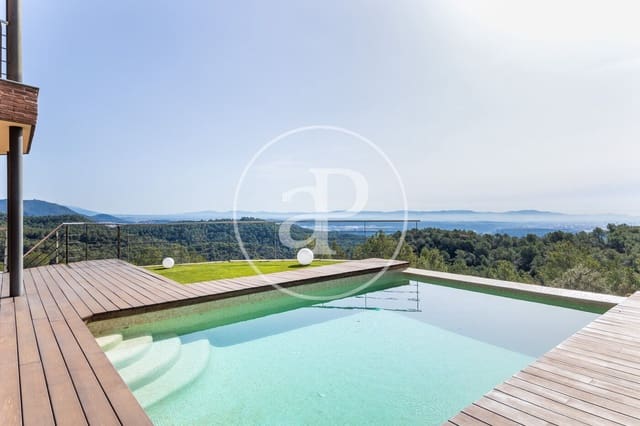 5 soverom Villa til salgs i Matadepera med svømmebasseng - € 795 000 (Ref: 7886531)