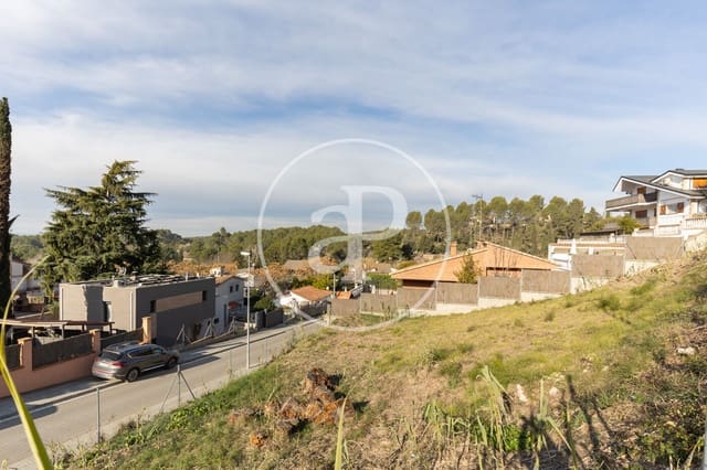 Undeveloped Land for sale in Sant Cugat del Vallès - € 180,000 (Ref: 7886601)