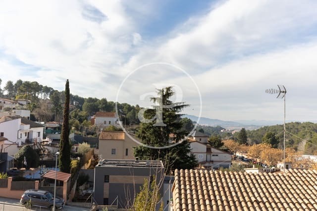 Undeveloped Land for sale in Sant Cugat del Vallès - € 180,000 (Ref: 7886601)