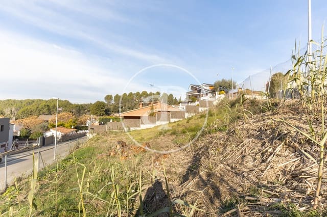 Undeveloped Land for sale in Sant Cugat del Vallès - € 180,000 (Ref: 7886601)