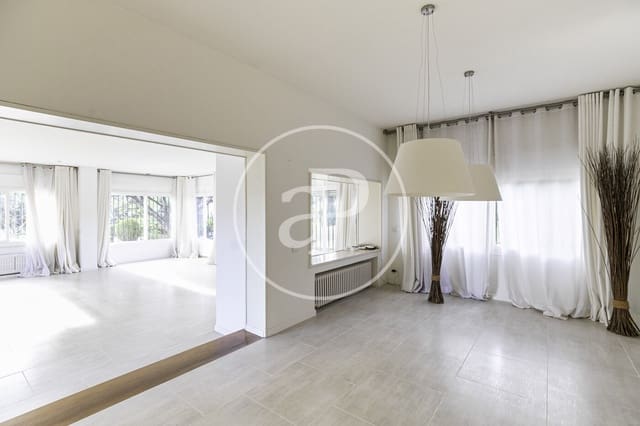 7 chambre Villa/Maison à vendre à Sant Andreu de Llavaneres avec piscine - 1 950 000 € (Ref: 7980537)