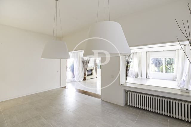 7 chambre Villa/Maison à vendre à Sant Andreu de Llavaneres avec piscine - 1 950 000 € (Ref: 7980537)